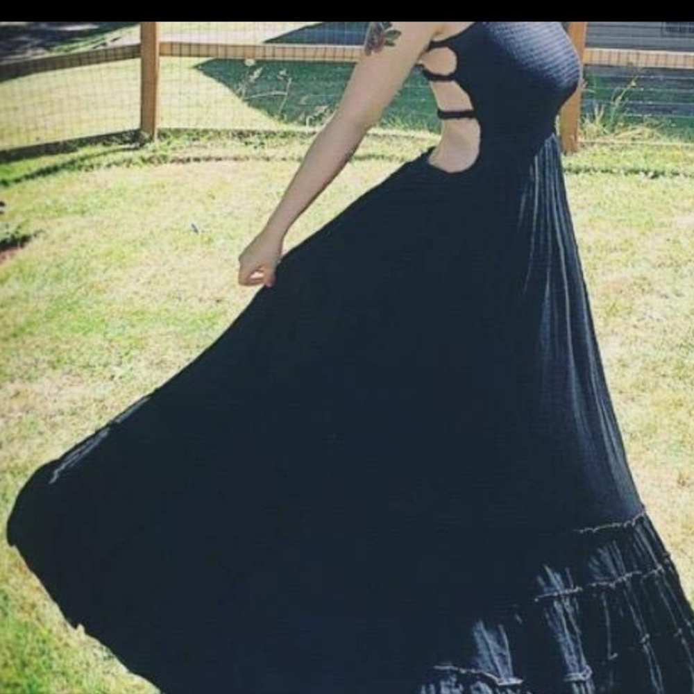 Lulu's Sexy caged maxi dress XL